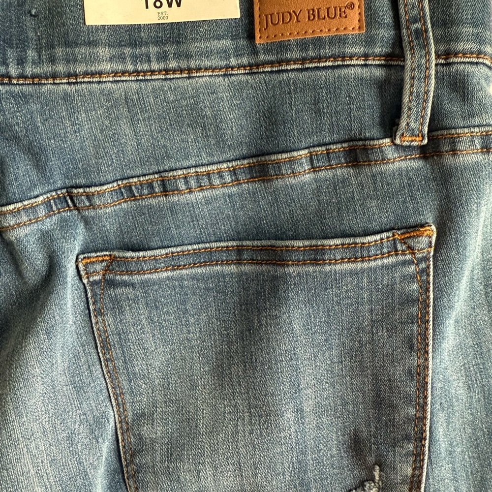 Judy Blue Light Blue Denim Jeans